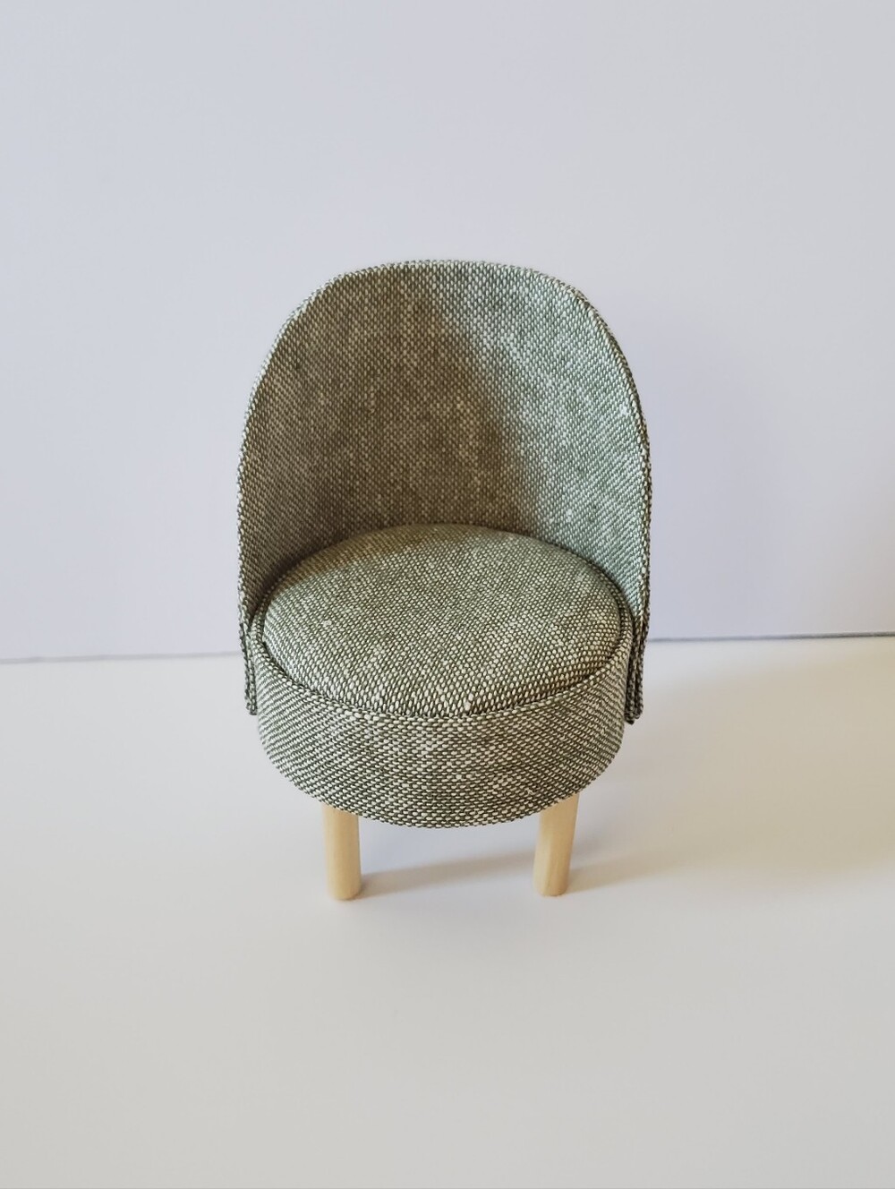 Miniature Dollhouse 1:12 Scale Green Modern Accent Chair Maileg